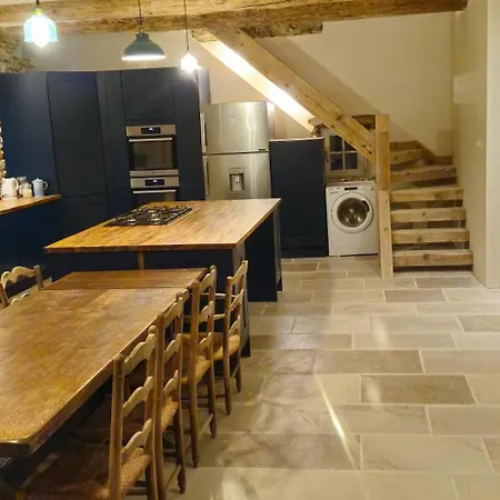 Beautiful With Large Swimming Pool Within Walking Distance Of A Charming, Lively Village