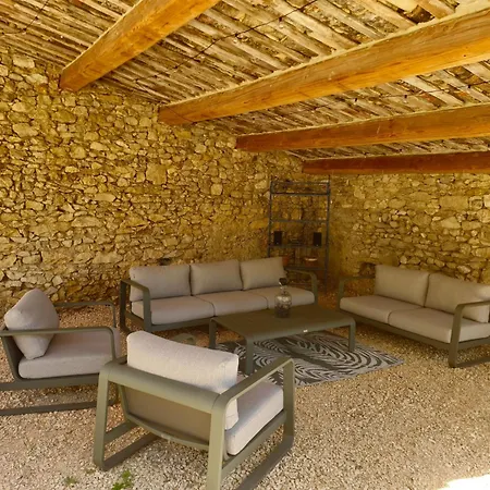 Tillet Prázdninový dům