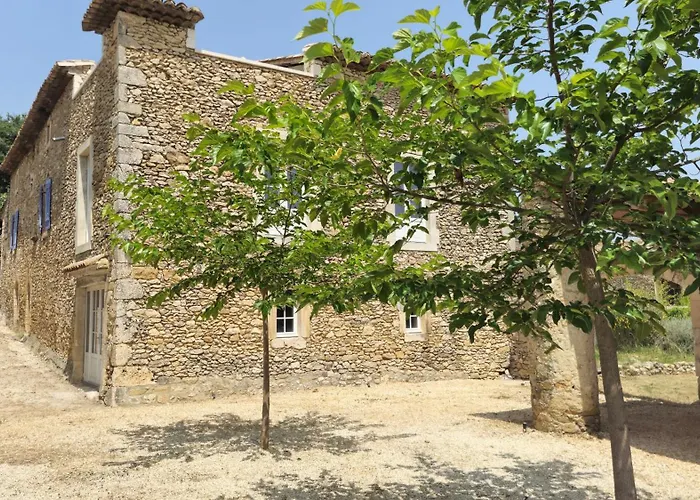 Dom wakacyjny Beautiful With Large Swimming Pool Within Walking Distance Of A Charming, Lively Village